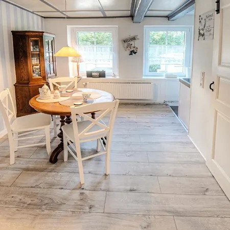 Fewo1846 - Unsere Blume - Charmante 2-zimmer-wohnung Mit Terrasse Daire Flensburg